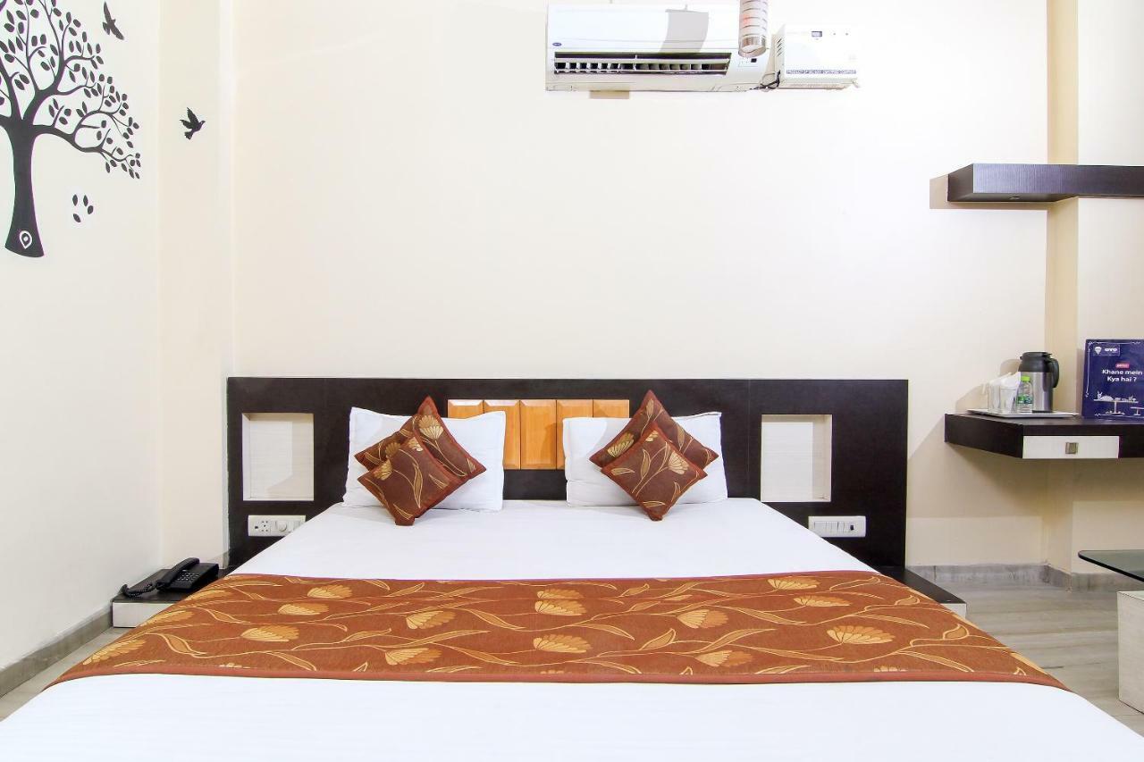 Hotel Sundaram Allāhābād Junction Dış mekan fotoğraf